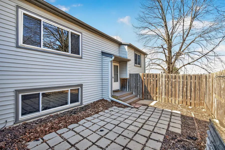 3426 Highlander Drive, Eagan, MN 55122 - #2