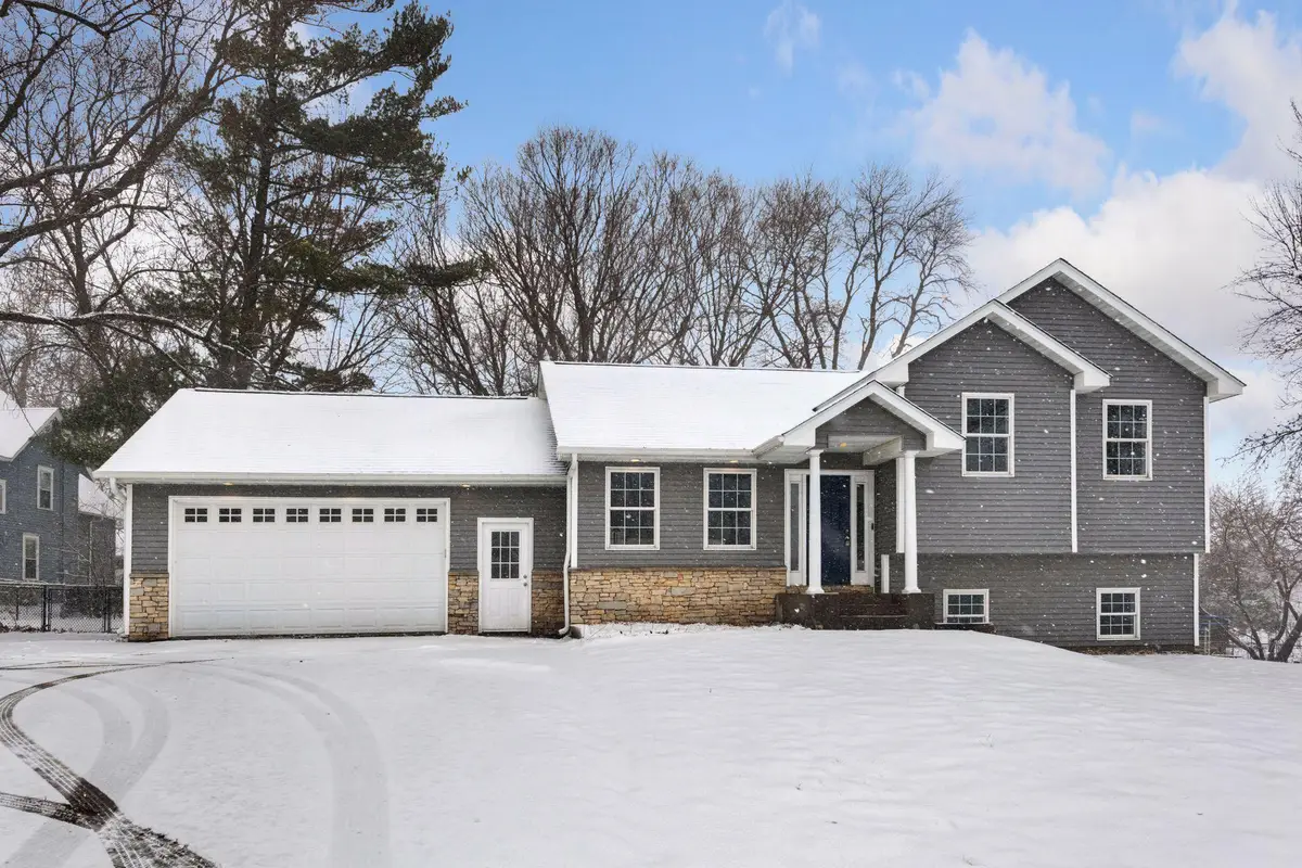 305 County Road 10 Se, Watertown, MN 55388 - #1