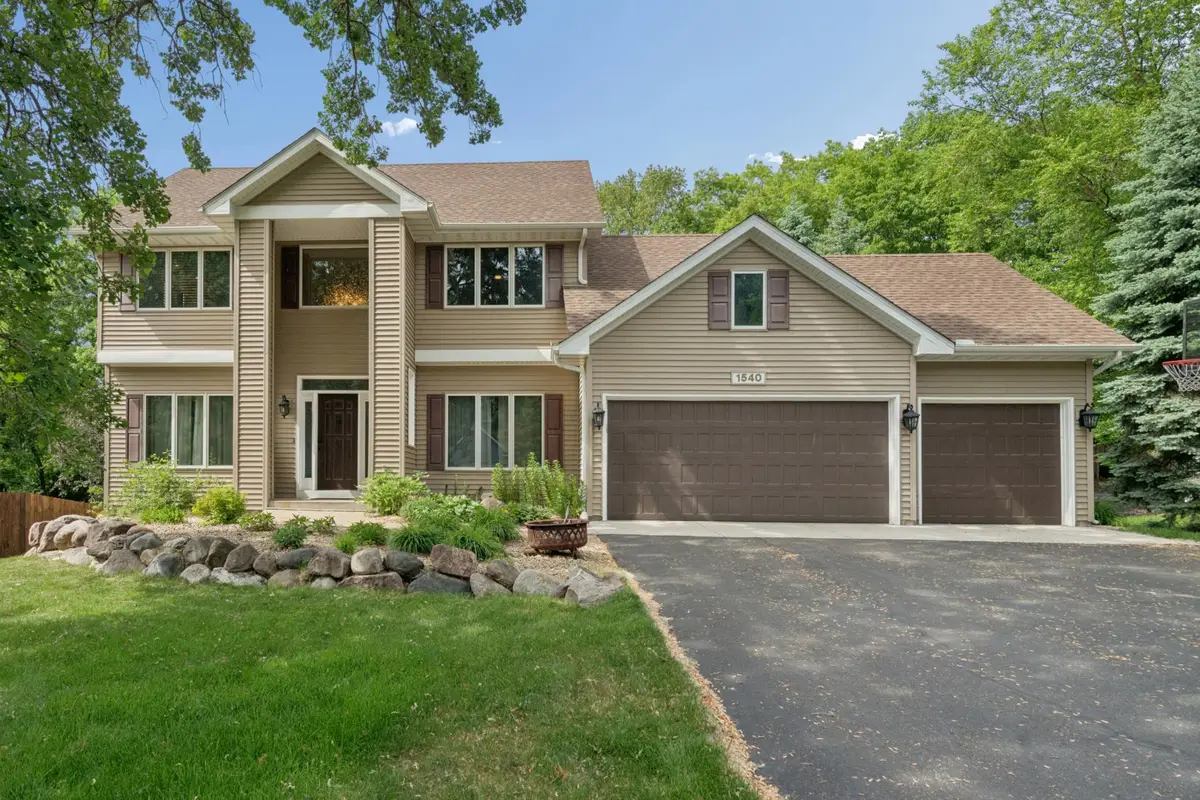 1540 Viewcrest Lane, Burnsville, MN 55337 - #1