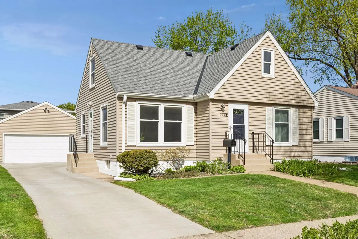 1031 Bowdoin Street, Saint Paul, MN 55116 - #1