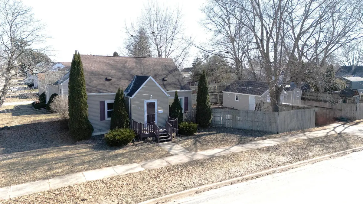 101 20th Street Se, Austin, MN 55912 - #1