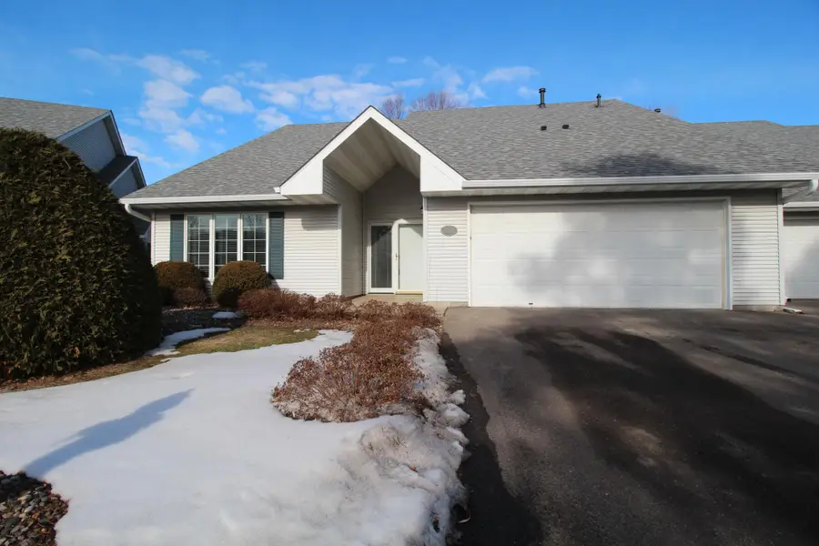 1511 Waters Edge Circle, Northfield, MN 55057 - #2