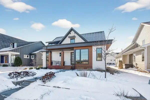 11425 Wildflower Drive N, Lake Elmo, MN 55042