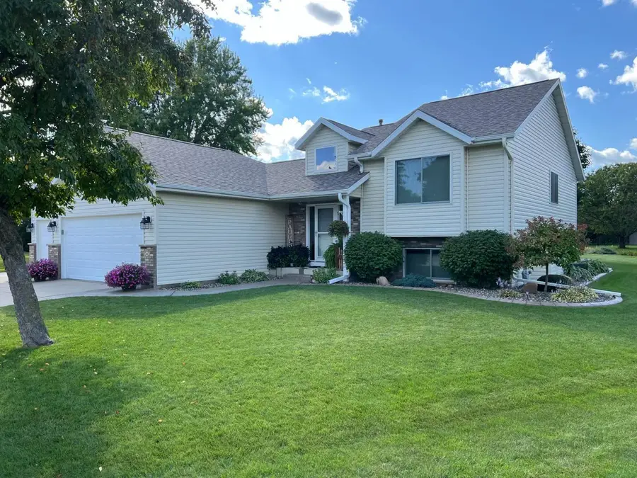 1040 Toccata Lane, Zumbrota, MN 55992 - #2