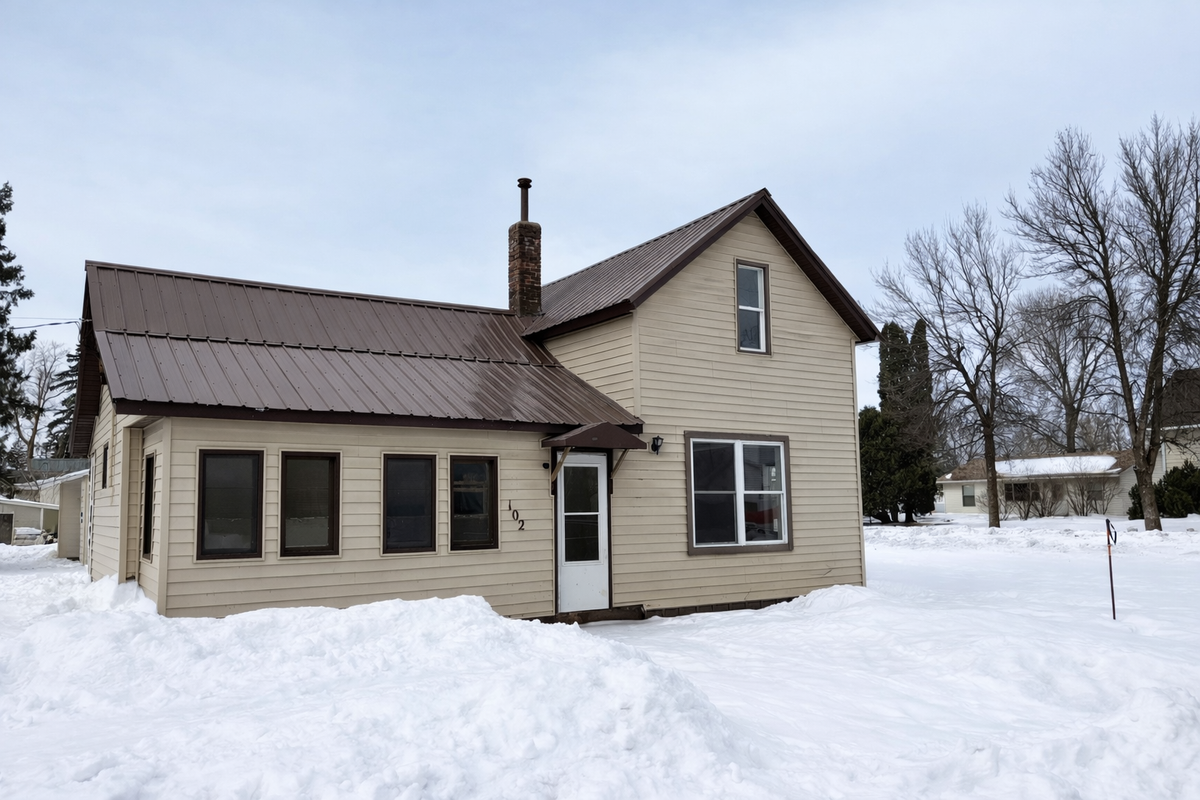 102 Robert Street S, Clarissa, MN 56440 - #1