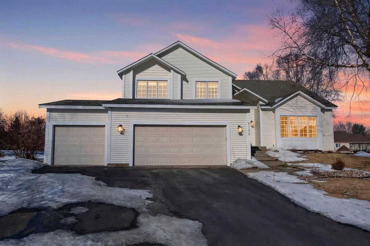 9136 Cambridge Alcove, Woodbury, MN 55125 - Image #1