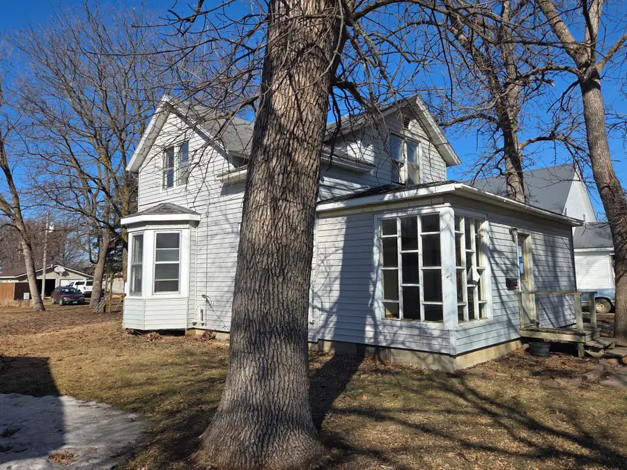 425 6th Street, Tracy, MN 56175 - #2