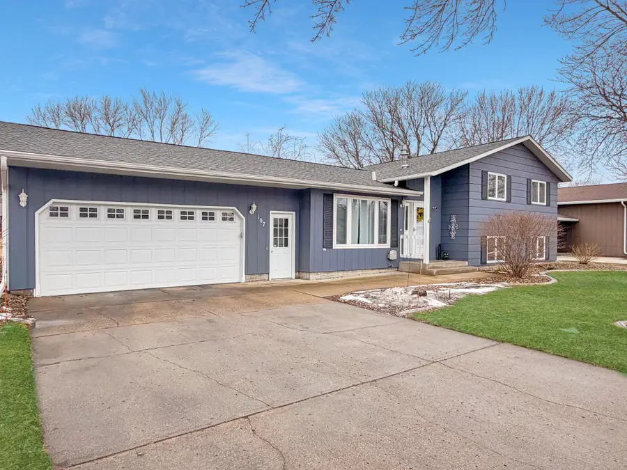 107 Donita Avenue, Marshall, MN 56258 - #2