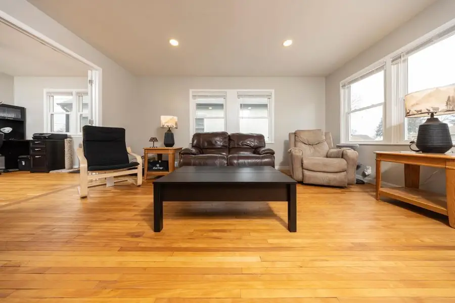 1328 5th Avenue S, South Saint Paul, MN 55075 - #3