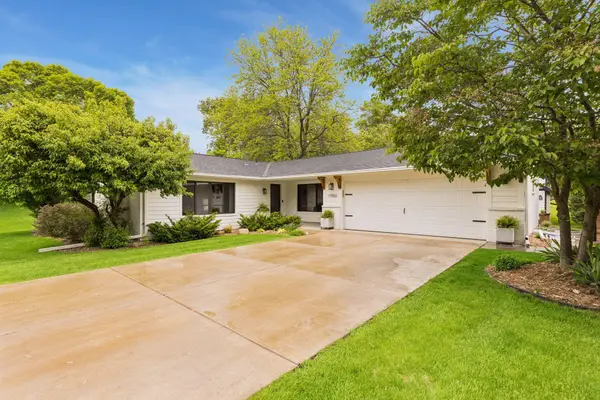 17950 3rd Avenue N, Plymouth, MN 55447