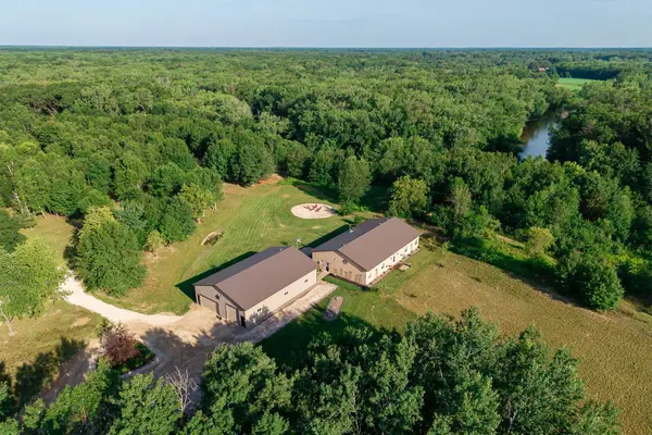 5235 313th Avenue Nw, Cambridge, MN 55008