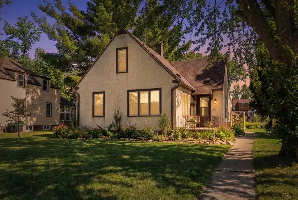 729 6th Avenue Sw, Faribault, MN 55021