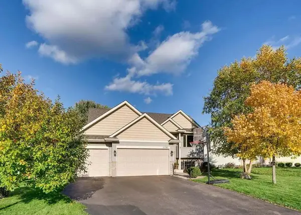 10780 Sailor Way, Woodbury, MN 55129