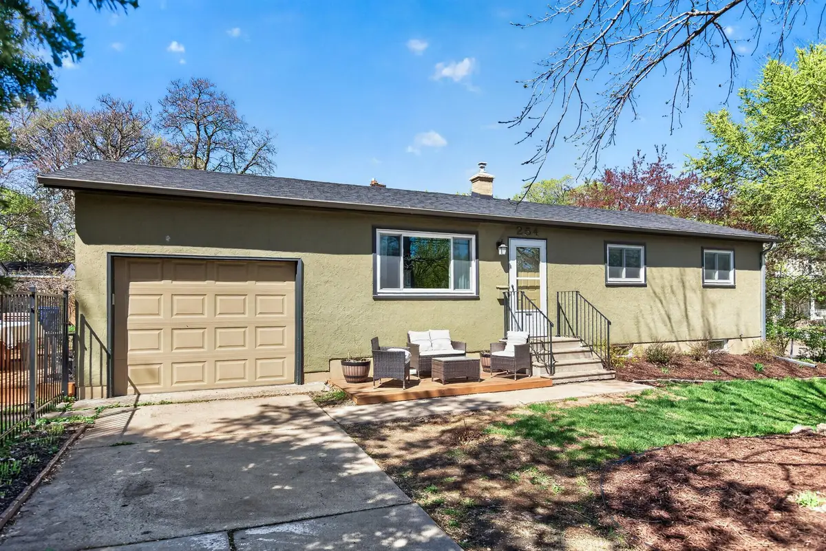 254 Winifred Street W, Saint Paul, MN 55107 - #1