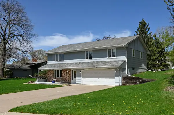 3916 Ensign Avenue N, New Hope, MN 55427