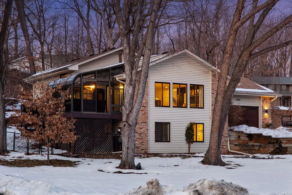 11800 36th Avenue N, Plymouth, MN 55441 - #1