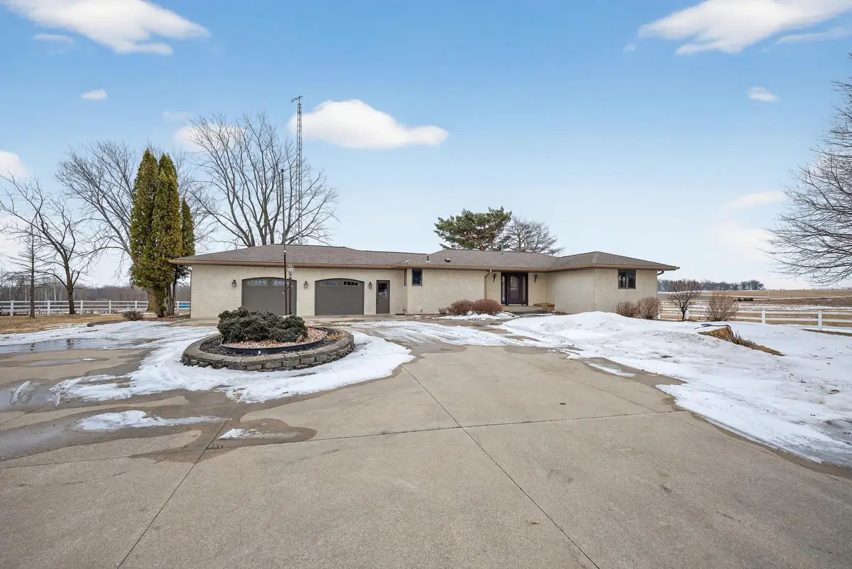 1600 County 8 Road Sw, Stewartville, MN 55976 - #1