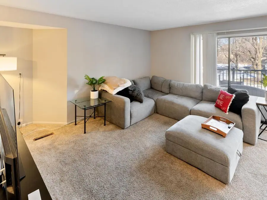 11553 Carriage Court, Eden Prairie, MN 55344 - #2