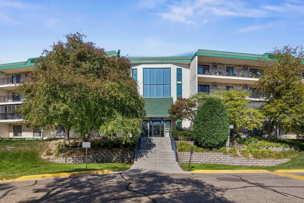 10411 Cedar Lake Road #213, Minnetonka, MN 55305 - #1