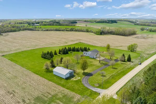 4319 135th Street E, Dundas, MN 55019