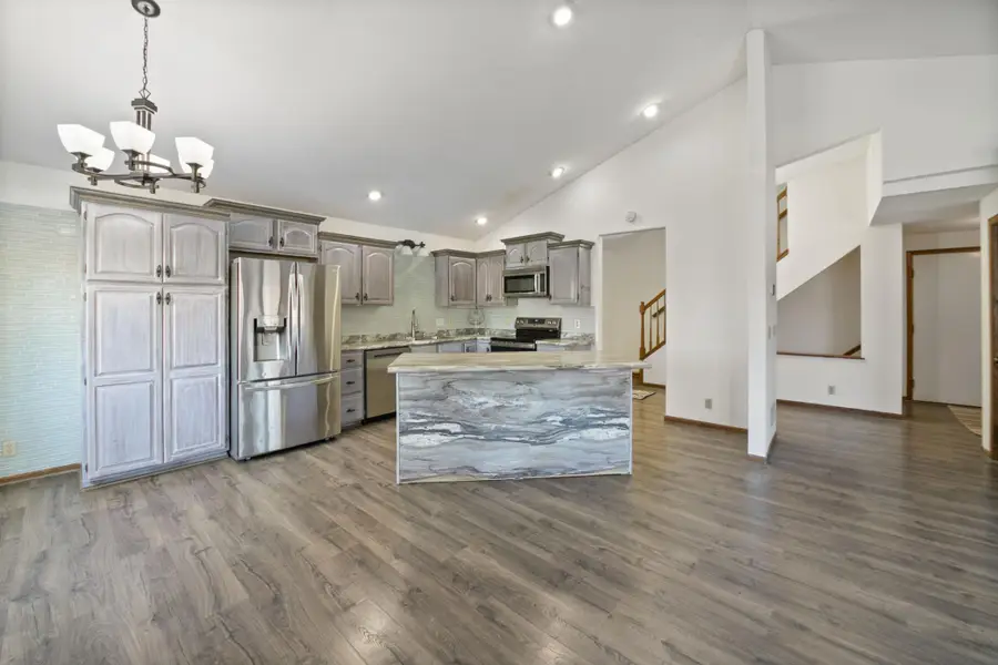 13416 Parkwood Drive, Burnsville, MN 55337 - #3