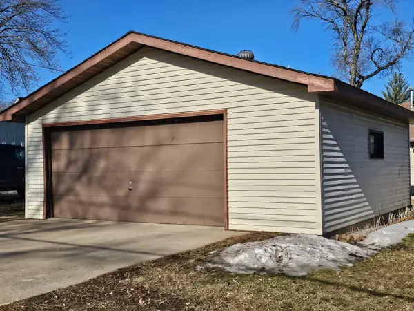 307 4th Avenue W, Lamberton, MN 56152