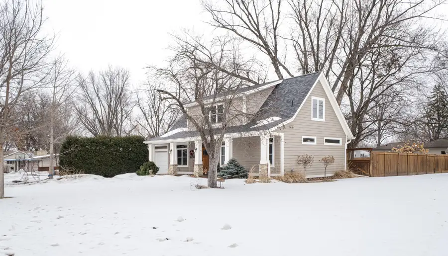 3000 Arona Street, Roseville, MN 55113 - #3