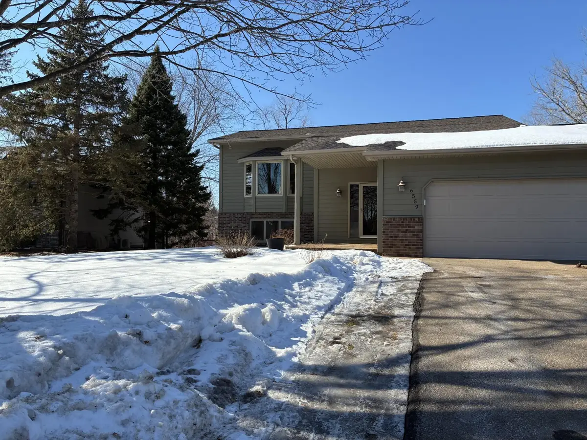 6559 Black Duck Drive S, Circle Pines, MN 55014 - #1