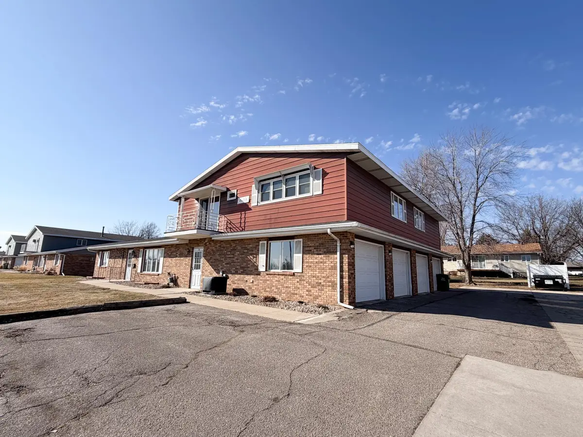 1434 1st Avenue Sw #3B, Worthington, MN 56187 - #1