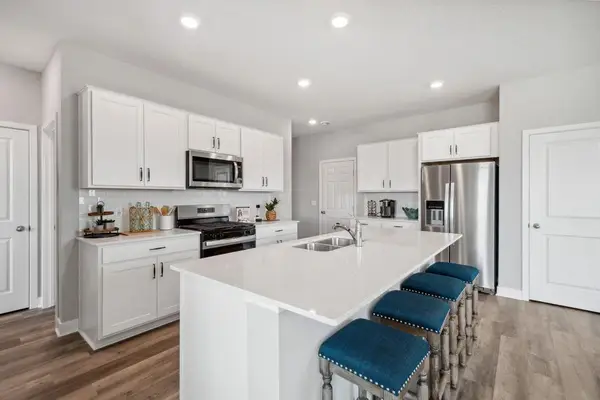 506 Blueridge Street Sw, Delano, MN 55328