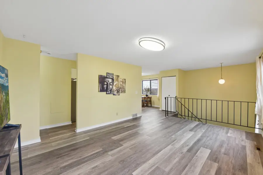 6890 Grenwich Lane N, Oakdale, MN 55128 - #3