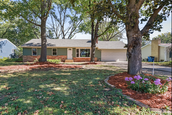 3706 White Bear Avenue N, White Bear Lake, MN 55110