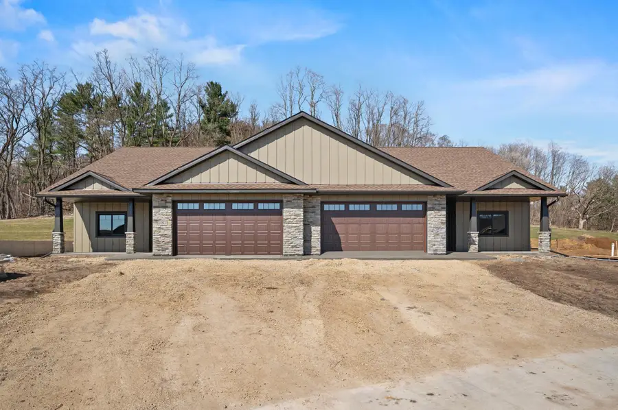 1065 Legend Lane, River Falls, WI 54022 - #2