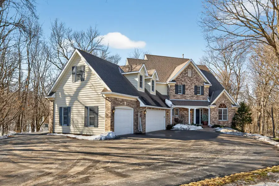 11990 Creekridge Lane, Chaska, MN 55318 - #2