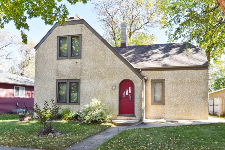 106 4th Street Se, Barnesville, MN 56514 - #2