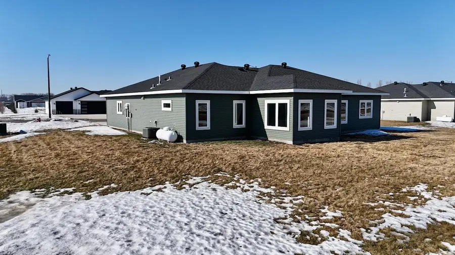 102 16th Street N, Breckenridge, MN 56520 - #3