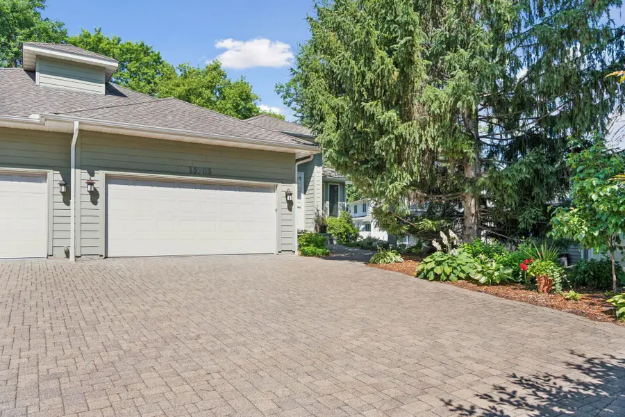 15703 Sussex Drive, Minnetonka, MN 55345 - #3