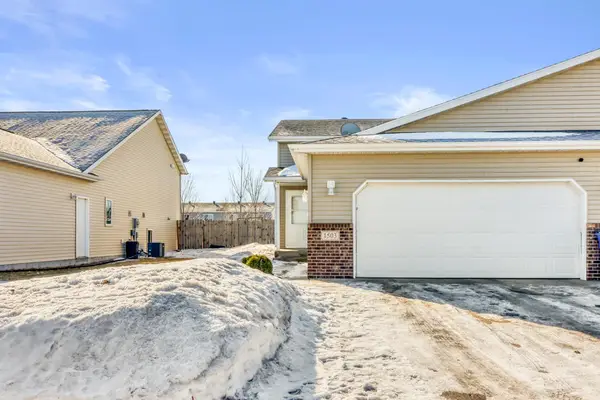 1503 34th Avenue S, Moorhead, MN 56560