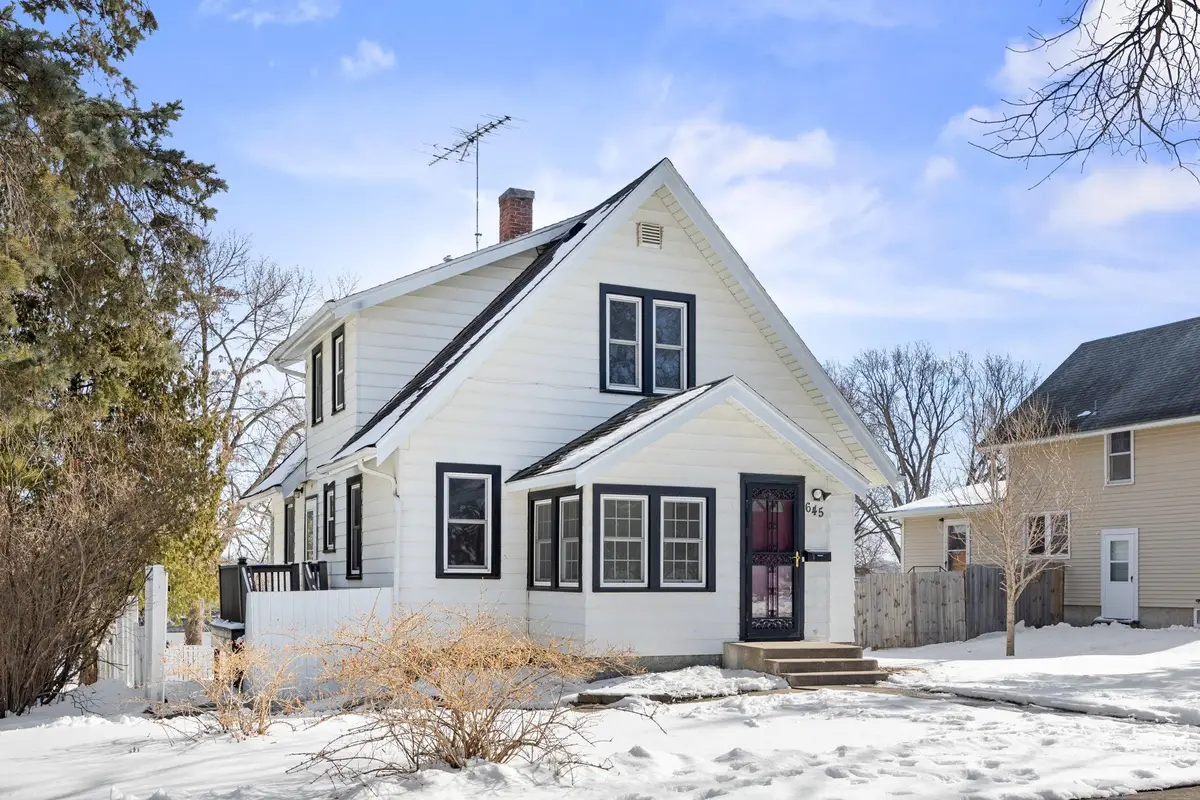 645 Hassan Street Se, Hutchinson, MN 55350 - #1