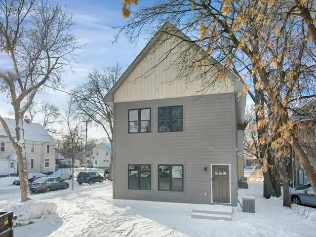 1129 8th Street Se, Minneapolis, MN 55414 - #1