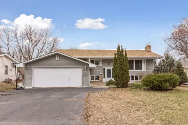 2231 Quebec Avenue S, Saint Louis Park, MN 55426