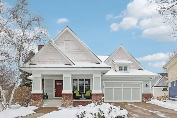 15837 Drawstone Trail, Apple Valley, MN 55124