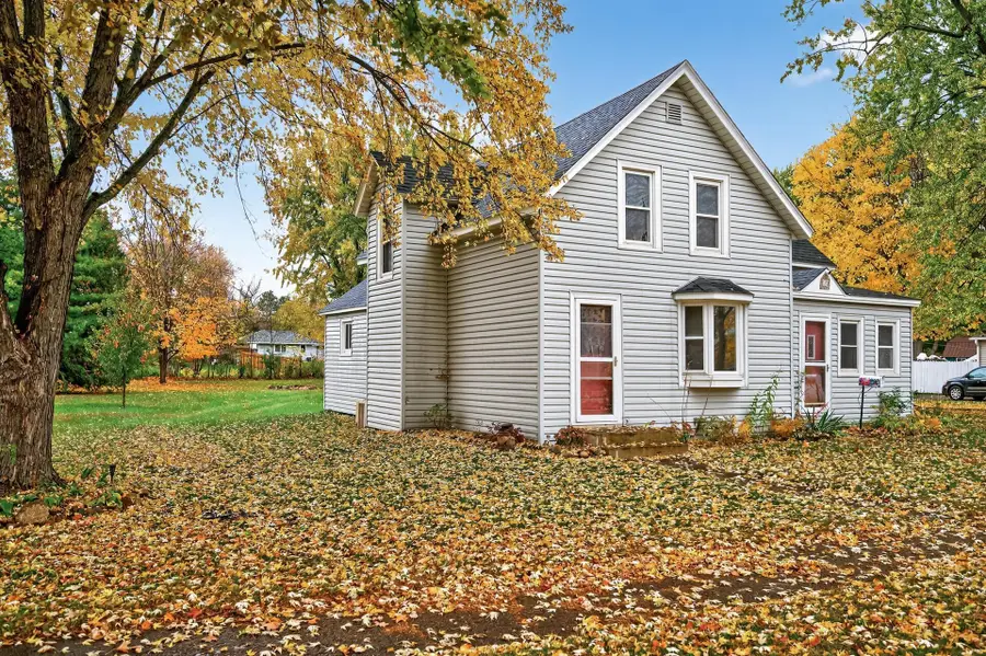 802 N 2nd Street, Princeton, MN 55371 - #3