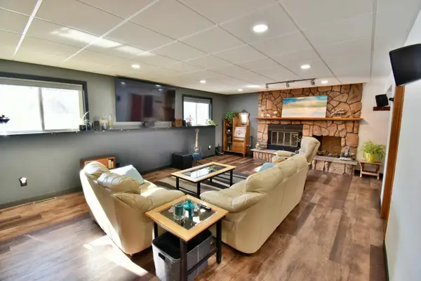 1587 Hennessy Vista, White Bear Twp, MN 55110