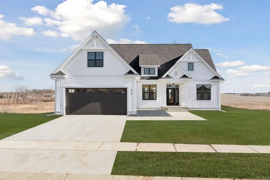 610 Field Point Street, Roberts, WI 54023 - #2