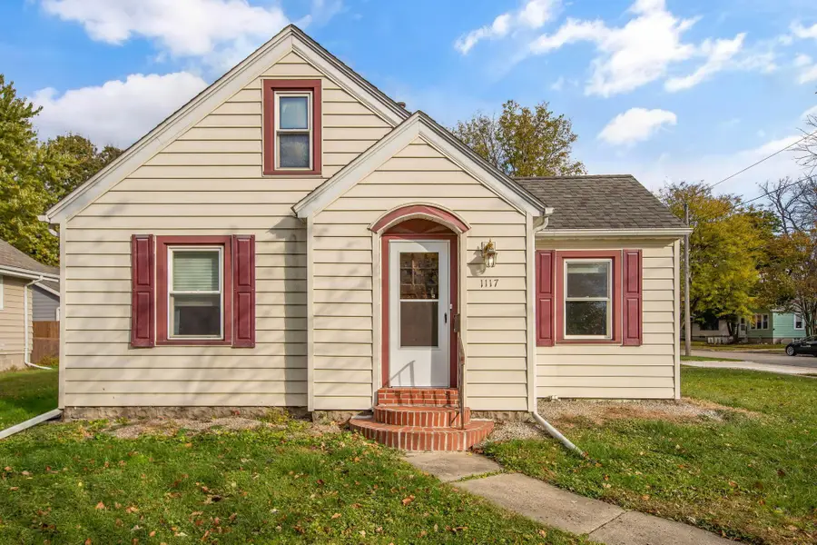 1117 Frank Avenue, Albert Lea, MN 56007 - #2