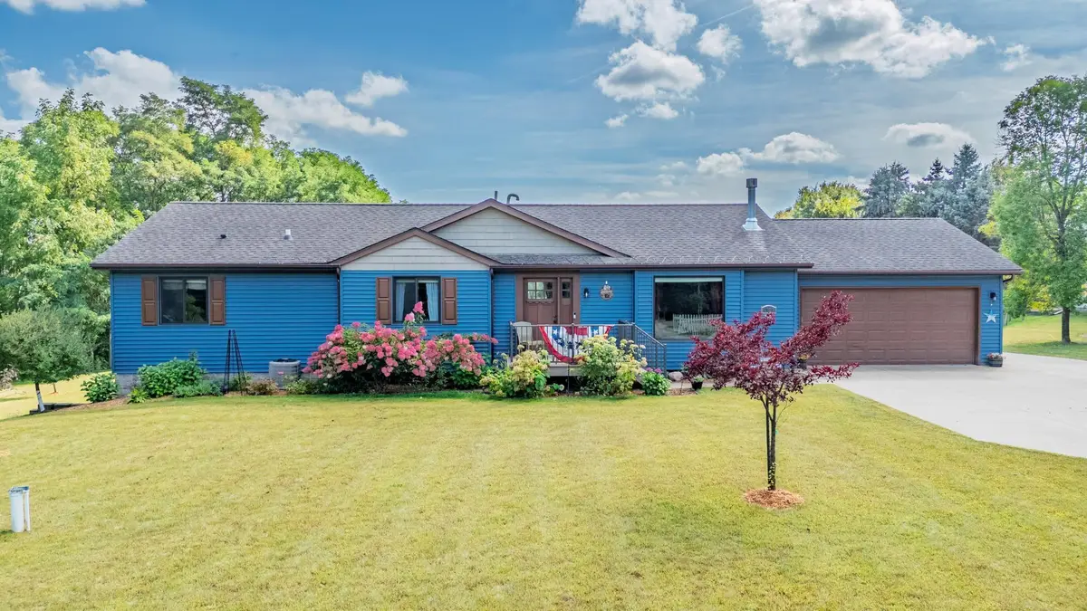 4723 250th Street, Forest Lake, MN 55025 - #1