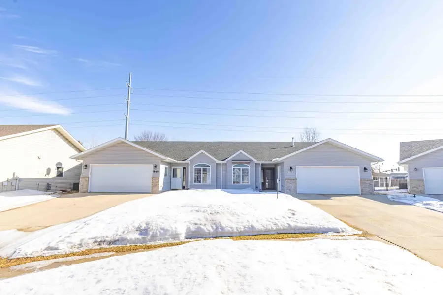 868 Lakeridge Place, West Fargo, ND 58078 - #2