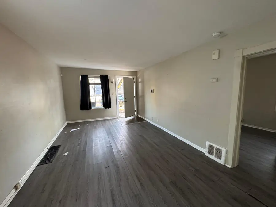 633 Parkway Drive, Saint Paul, MN 55106 - #3