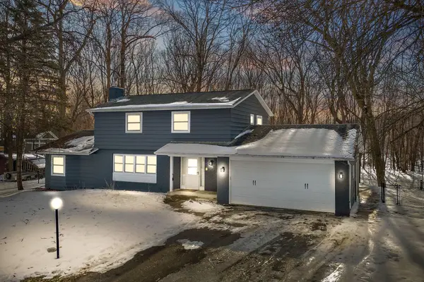 18215 19th Avenue N, Plymouth, MN 55447